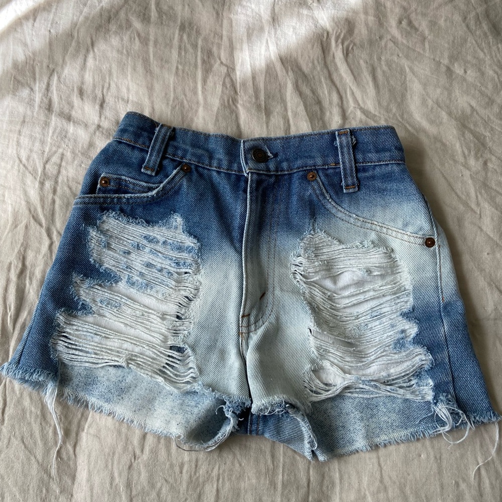 Levi’s jean shorts